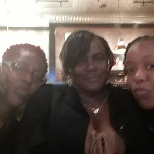 Meet your Posher, Sandra